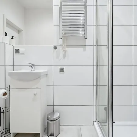 Cozy Center - Homfi Lägenhet