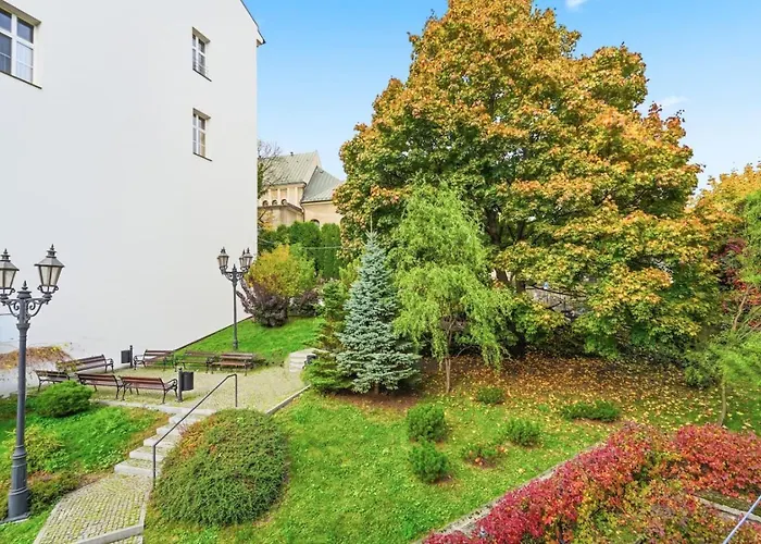 Cozy Center - Homfi Apartament *